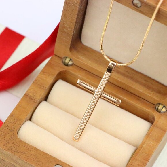 "Elegant Long Cross Rose Gold Pendant with Diamond Pattern Design, XPPT1601 - Picture 9 of 13